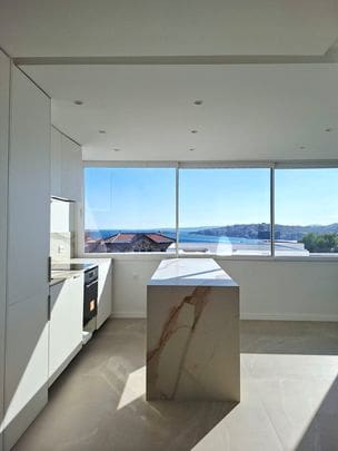 Leilighet til salgs i Cala Mayor, Palma de Mallorca med garasje - € 369 000 (Ref: 9331255)