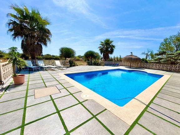 4 sypialnia Finka/Dom wiejski na sprzedaż w Llucmajor z basenem garażem - 860 000 € (Ref: 9424181)