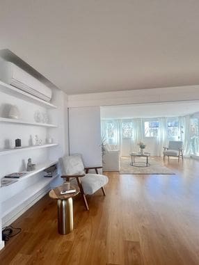 3 bedroom Beach Apartment for sale in Portixol with garage - € 860,000 (Ref: 9816220)