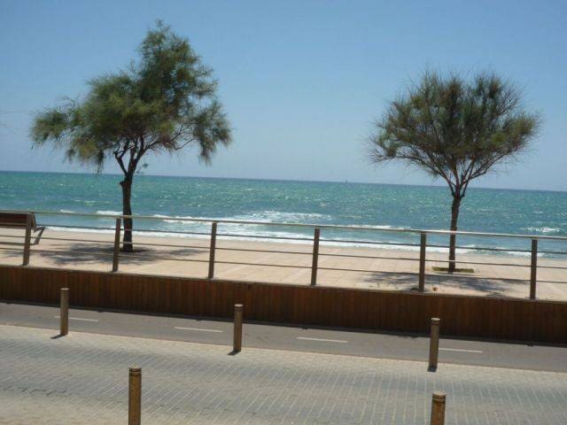 3 bedroom Beach Apartment for sale in Portixol with garage - € 860,000 (Ref: 9816220)