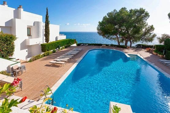 2 Zimmer Strandapartment zu vermieten in Illetas, Calvià mit Pool Garage - 3.500 € (Ref: 9816226)