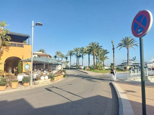 Apartamento de 2 habitaciones en Puerto Portals en venta con piscina garaje - 1.050.000 € (Ref: 9816797)