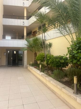 Apartamento de 2 habitaciones en Puerto Portals, Calvià en venta con piscina garaje - 1.050.000 € (Ref: 9816797)
