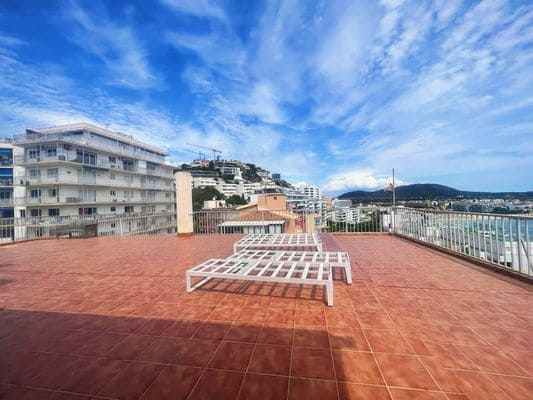 3 bedroom Beach Apartment for sale in Santa Ponsa with pool garage - € 1,200,000 (Ref: 9844790)