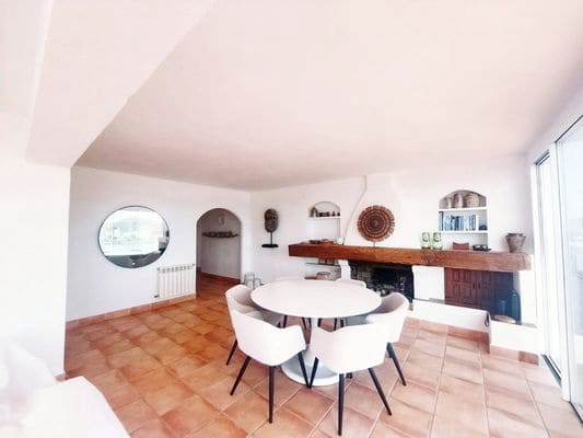 3 bedroom Beach Apartment for sale in Santa Ponsa with pool garage - € 1,200,000 (Ref: 9844790)