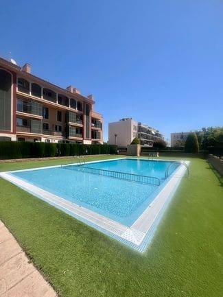 2 slaapkamer Appartement te huur in Palma de Mallorca met zwembad garage - € 2.000 (Ref: 9865486)