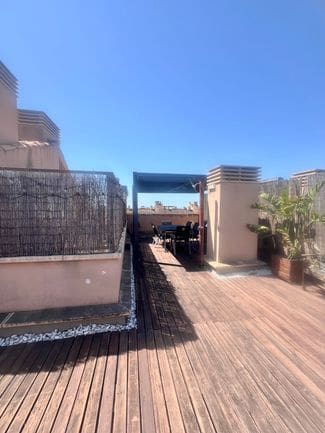 2 slaapkamer Appartement te huur in Palma de Mallorca met zwembad garage - € 2.000 (Ref: 9865486)