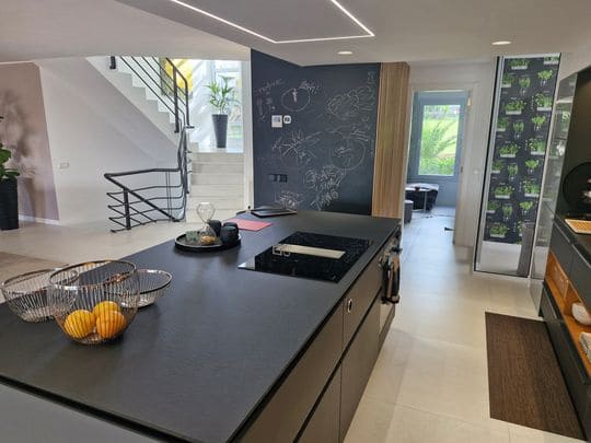 4 bedroom Villa for sale in Son Veri Nou with pool garage - € 1,275,000 (Ref: 9922850)