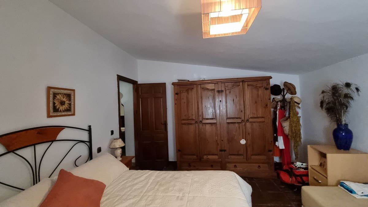 3 soveværelse Finca/Landehus til salg i Casares med swimmingpool - € 1.200.000 (Ref: 4319844)