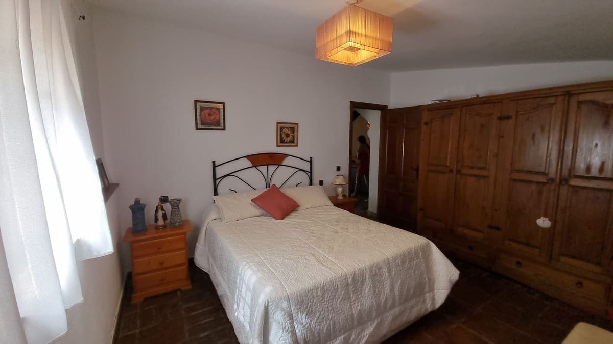 3 bedroom Finca/Country House for sale in Casares with pool - € 1,200,000 (Ref: 4319844)