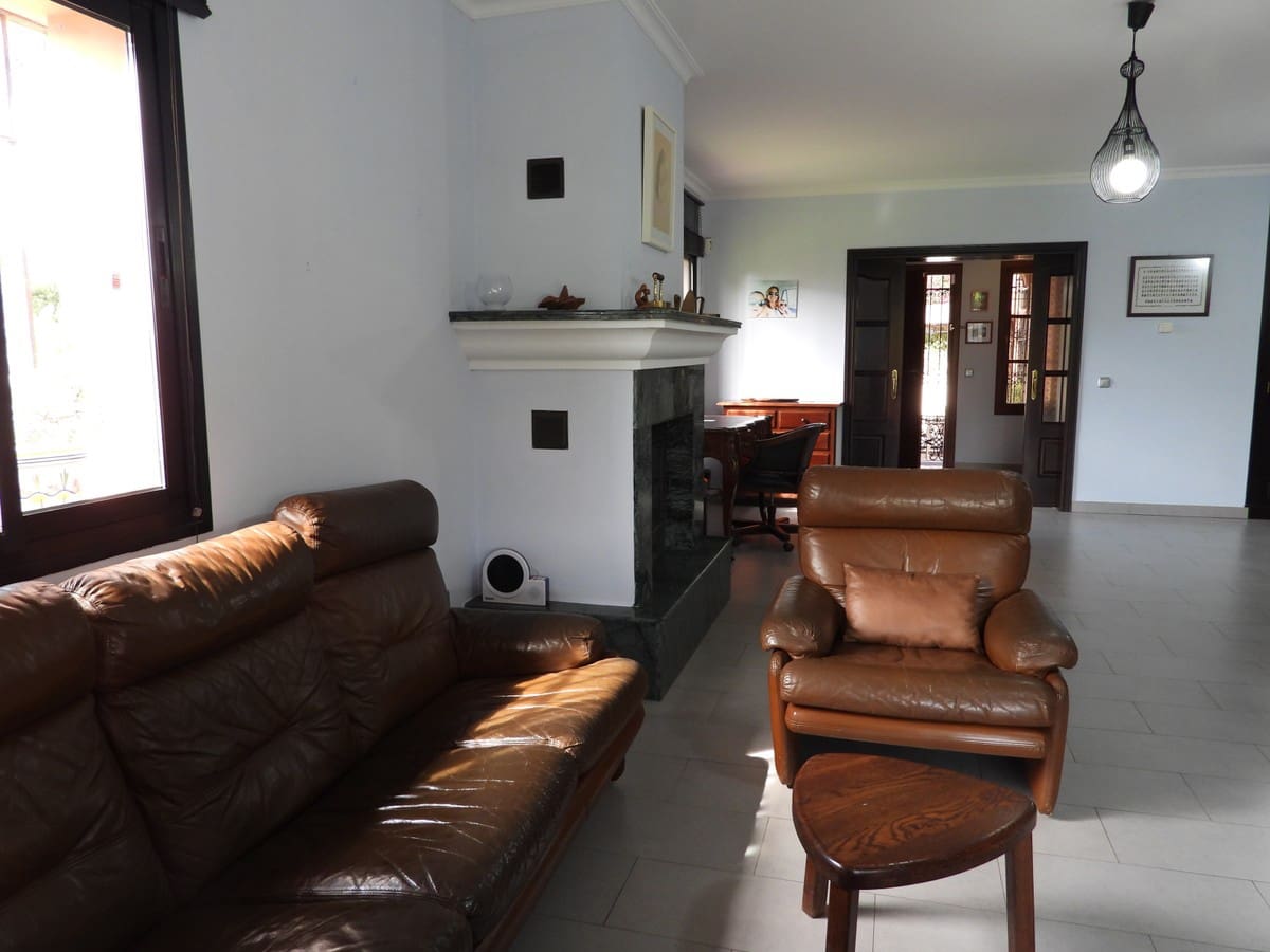 4 soveværelse Villa til salg i Bahia de Casares med swimmingpool garage - € 1.790.000 (Ref: 5339822)