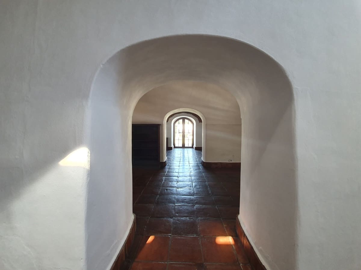 11 soveværelse Finca/Landehus til salg i San Enrique de Guadiaro med swimmingpool garage - € 3.500.000 (Ref: 6073479)