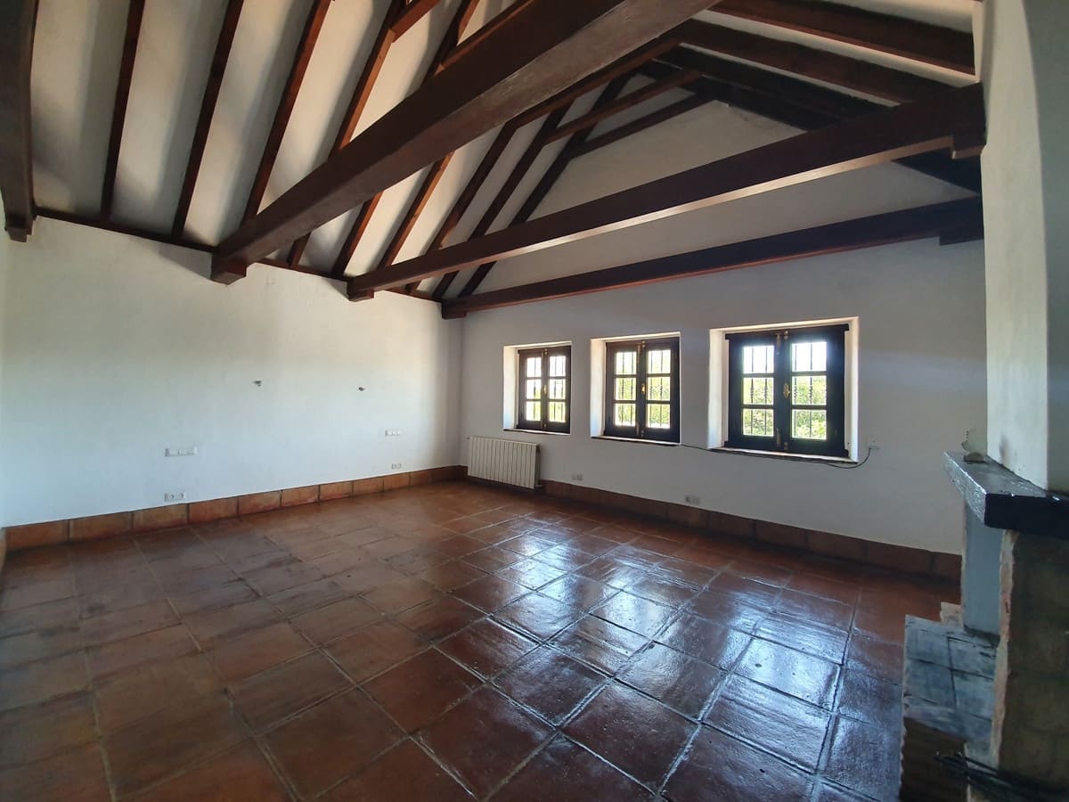 11 soveværelse Finca/Landehus til salg i San Enrique de Guadiaro med swimmingpool garage - € 3.500.000 (Ref: 6073479)