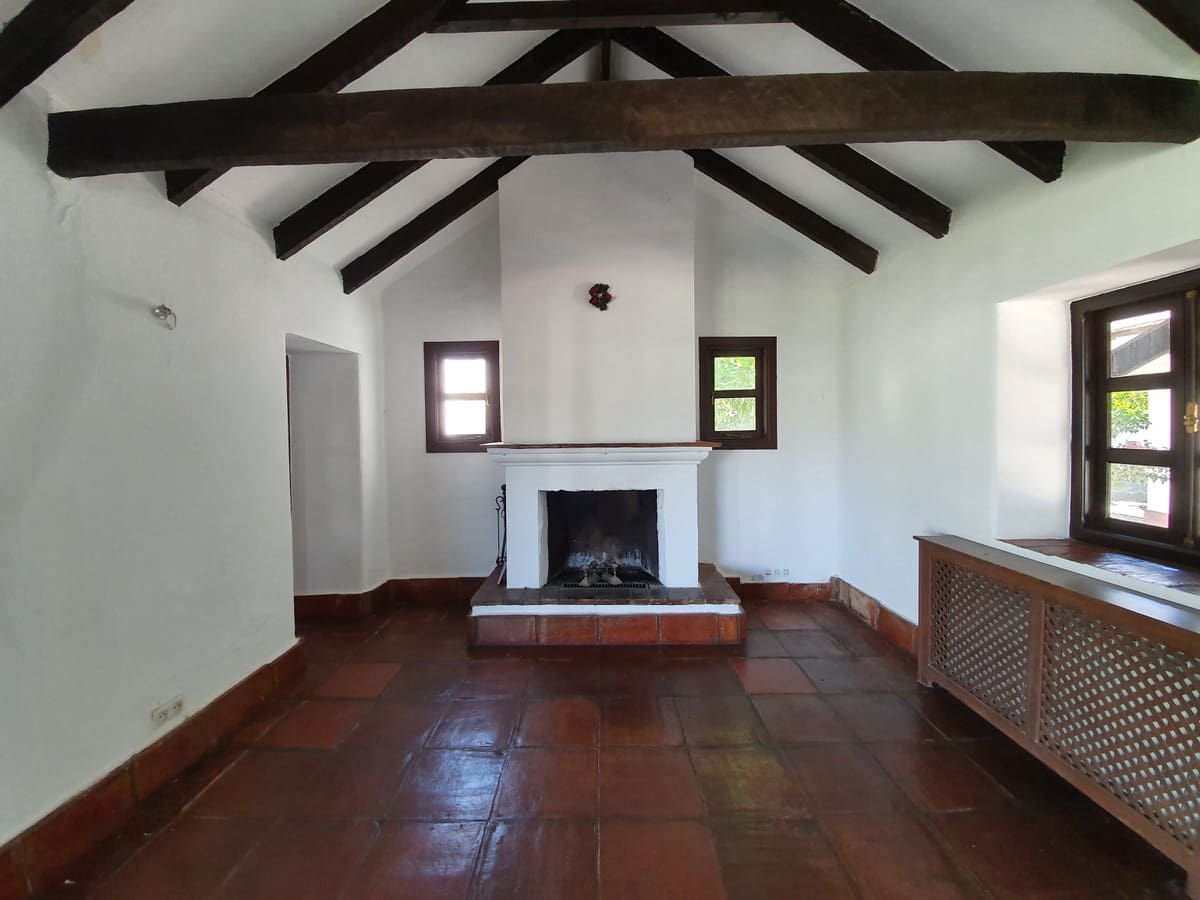 11 soverom Finca/Herregård til salgs i San Enrique de Guadiaro med svømmebasseng garasje - € 3 500 000 (Ref: 6073479)