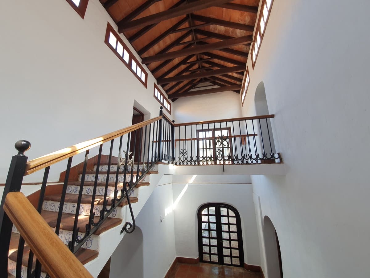 11 sypialnia Finka/Dom wiejski na sprzedaż w San Enrique de Guadiaro z basenem garażem - 3 500 000 € (Ref: 6073479)
