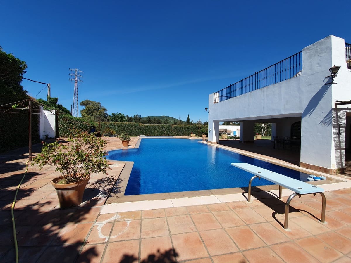 11 sypialnia Finka/Dom wiejski na sprzedaż w San Enrique de Guadiaro z basenem garażem - 3 500 000 € (Ref: 6073479)