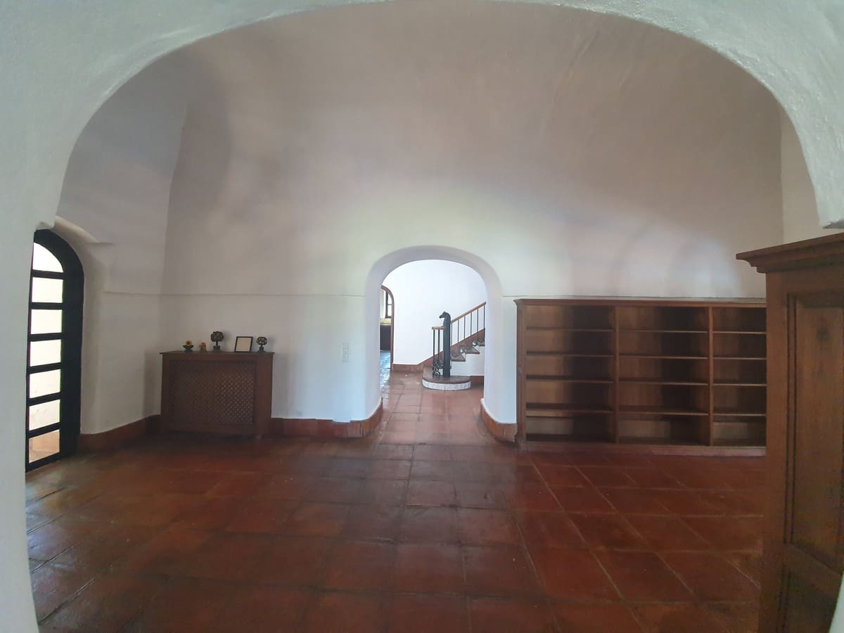 11 sypialnia Finka/Dom wiejski na sprzedaż w San Enrique de Guadiaro z basenem garażem - 3 500 000 € (Ref: 6073479)
