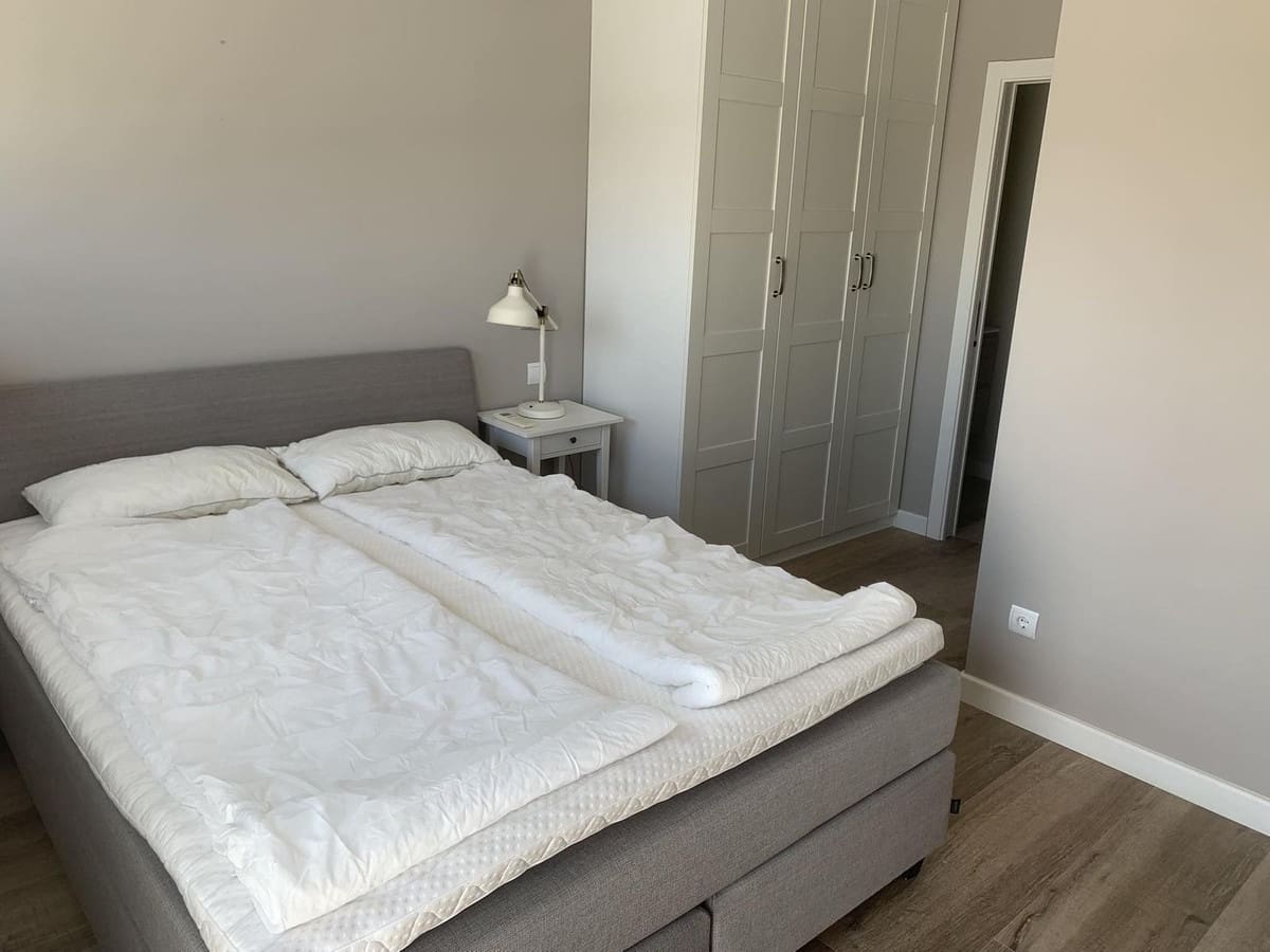 3 soverom Hus til salgs i Nueva Andalucia med svømmebasseng garasje - € 949 000 (Ref: 7678079)