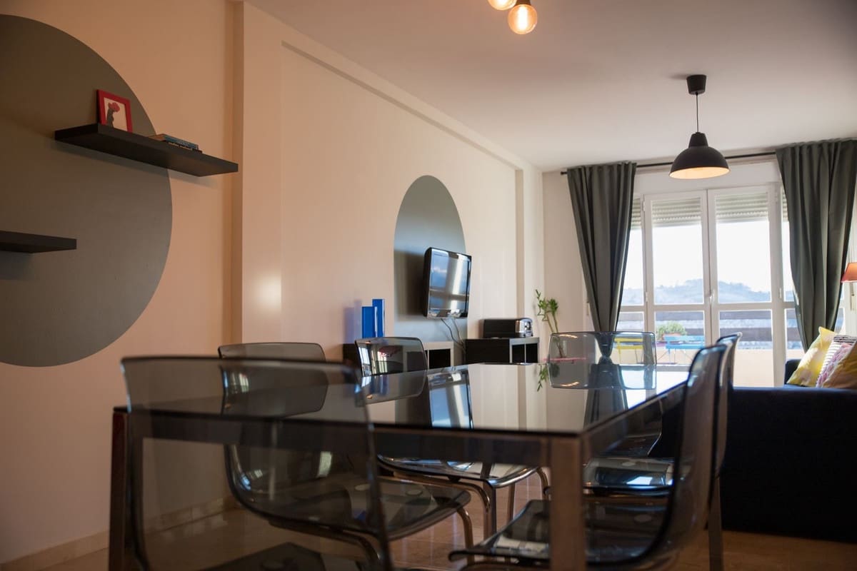2 sypialnia Apartament na sprzedaż w La Duquesa / Puerto de la Duquesa z basenem garażem - 260 000 € (Ref: 7853915)