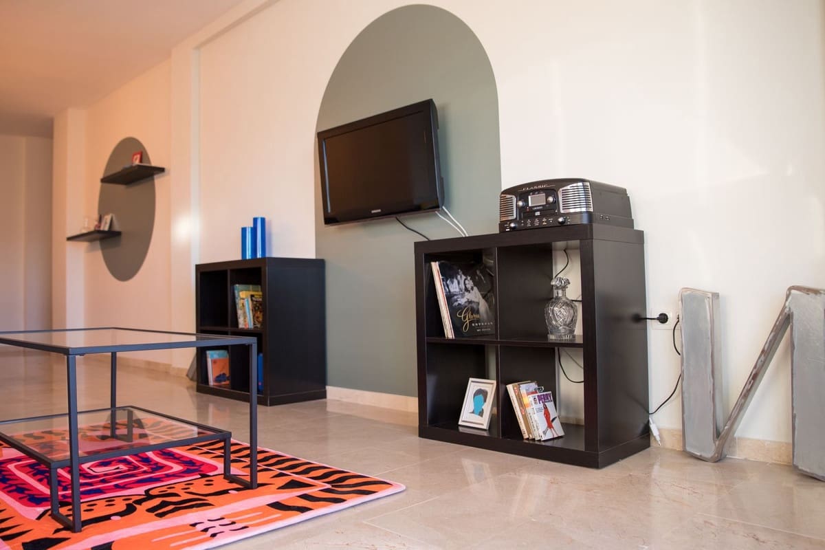 2 sypialnia Apartament na sprzedaż w La Duquesa / Puerto de la Duquesa z basenem garażem - 260 000 € (Ref: 7853915)