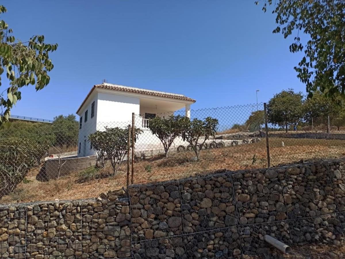 3 makuuhuone Maalaistalo myytävänä paikassa Estepona - 375 000 € (Ref: 7984434)