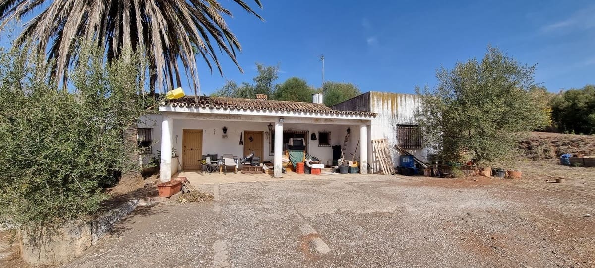 Finca/Casa Rural de 2 habitaciones en Estepona en venta - 525.000 € (Ref: 7984435)
