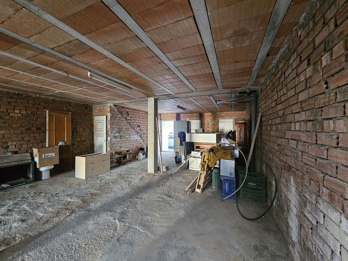 3 soveværelse Byhus til salg i Manilva - € 125.000 (Ref: 8456316)