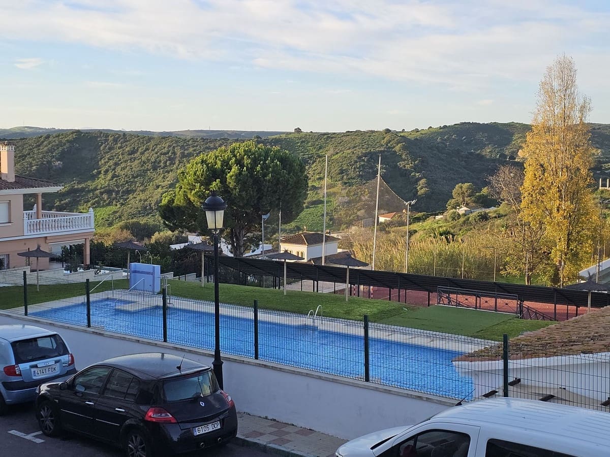 3 soverom Hus til salgs i Manilva - € 125 000 (Ref: 8456316)