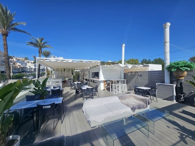 Restaurang/Bar till salu i Torreguadiaro, San Roque - 990 000 € (Ref: 8601222)