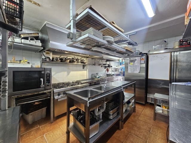 Restaurant/Bar à vendre à Torreguadiaro, San Roque - 990 000 € (Ref: 8601222)