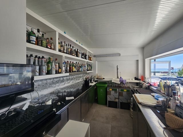 Restaurant/Bar til salgs i Torreguadiaro, San Roque - € 990 000 (Ref: 8601222)