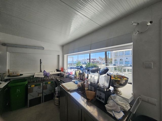 Restaurant/Bar til salgs i Torreguadiaro, San Roque - € 990 000 (Ref: 8601222)