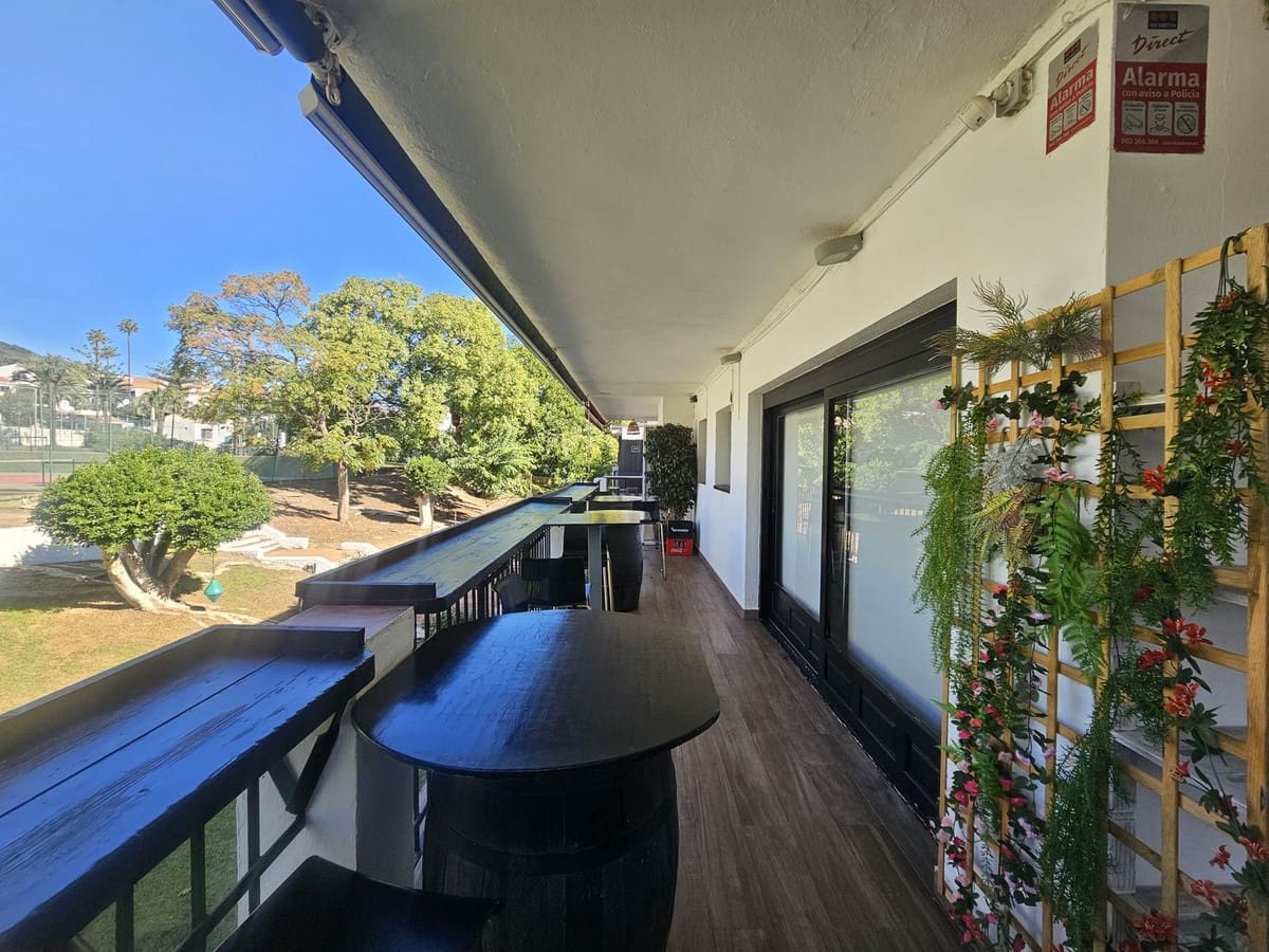 Restaurant/Bar à vendre à Torreguadiaro - 990 000 € (Ref: 8601222)