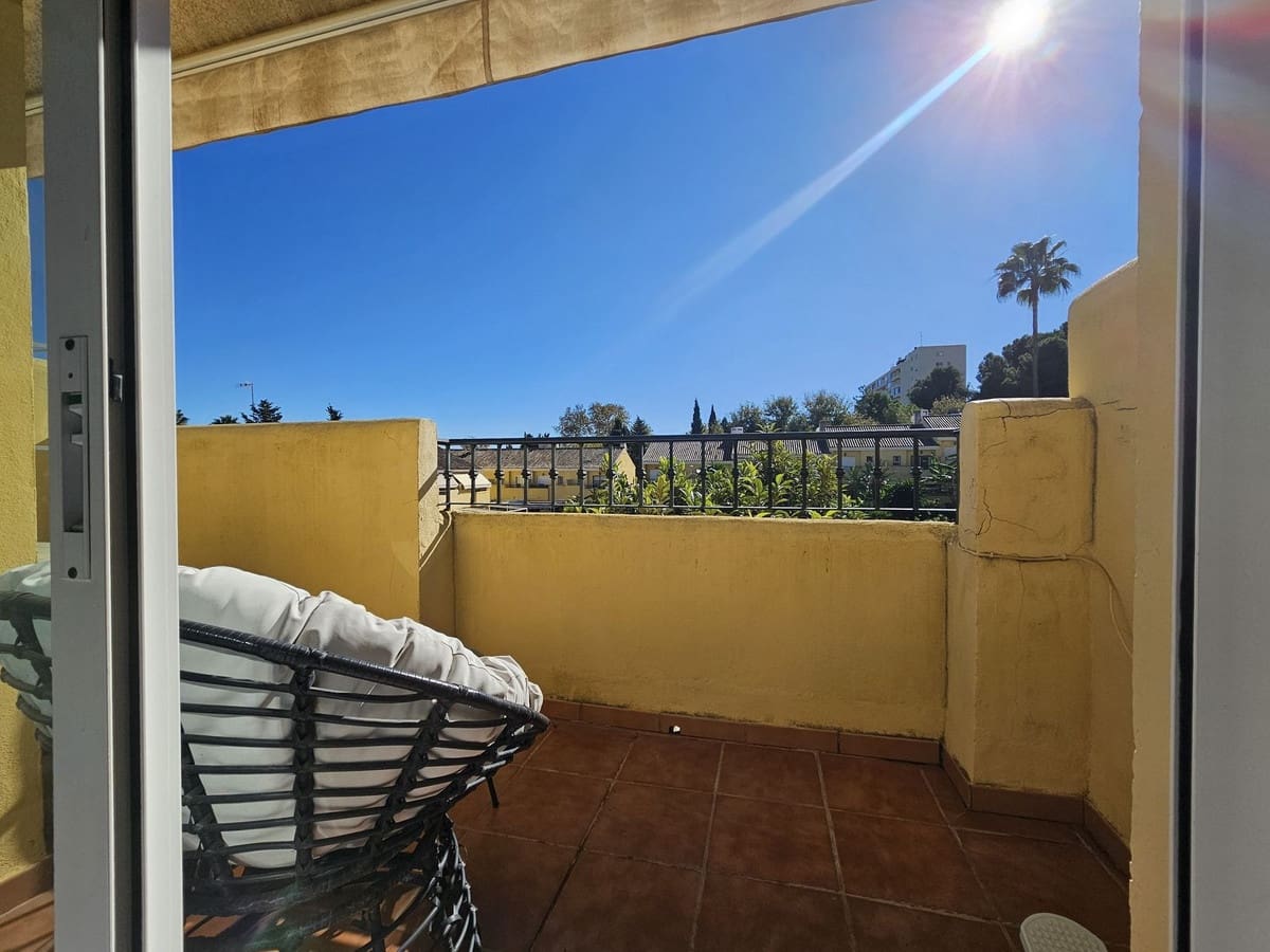 Casa de 3 habitaciones en Estepona en venta con piscina garaje - 348.000 € (Ref: 8620398)
