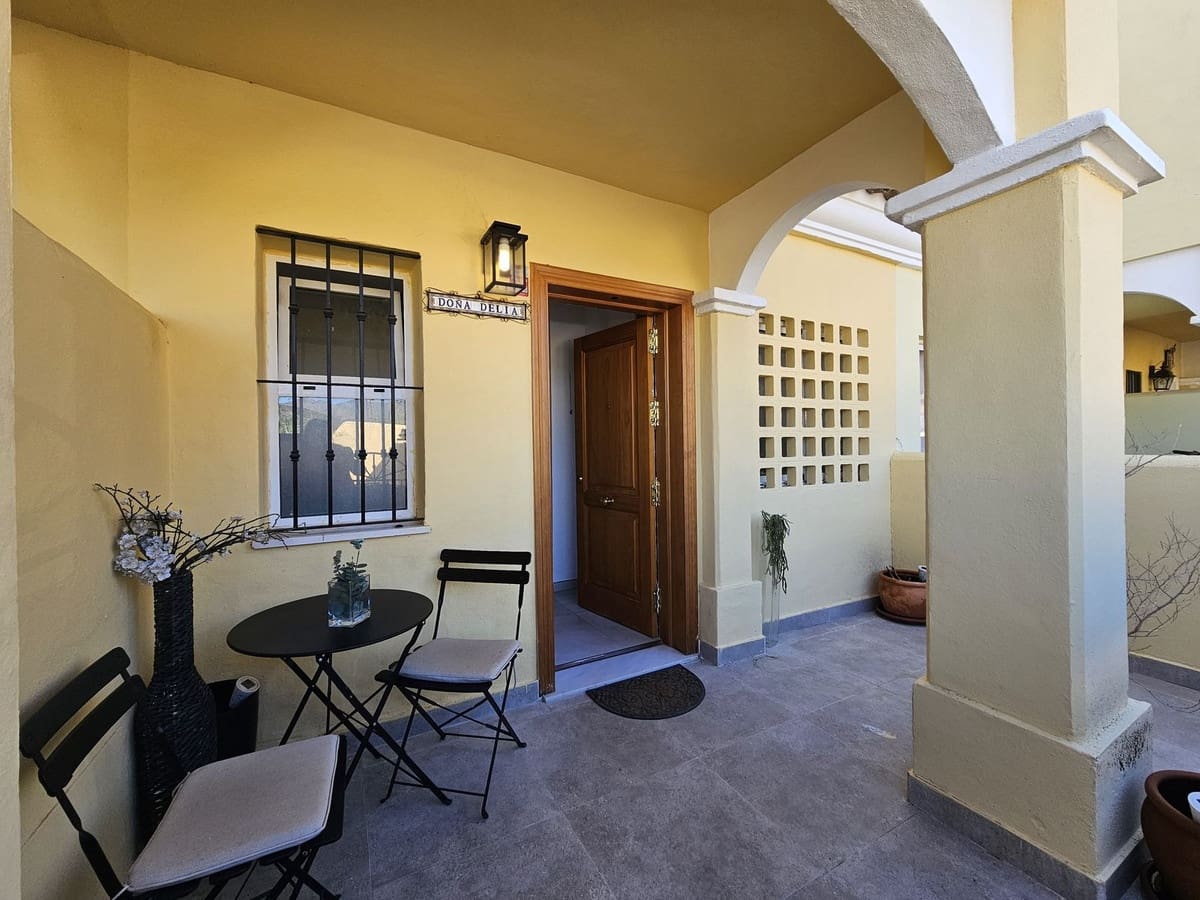 Casa de 3 habitaciones en Estepona en venta con piscina garaje - 348.000 € (Ref: 8620398)