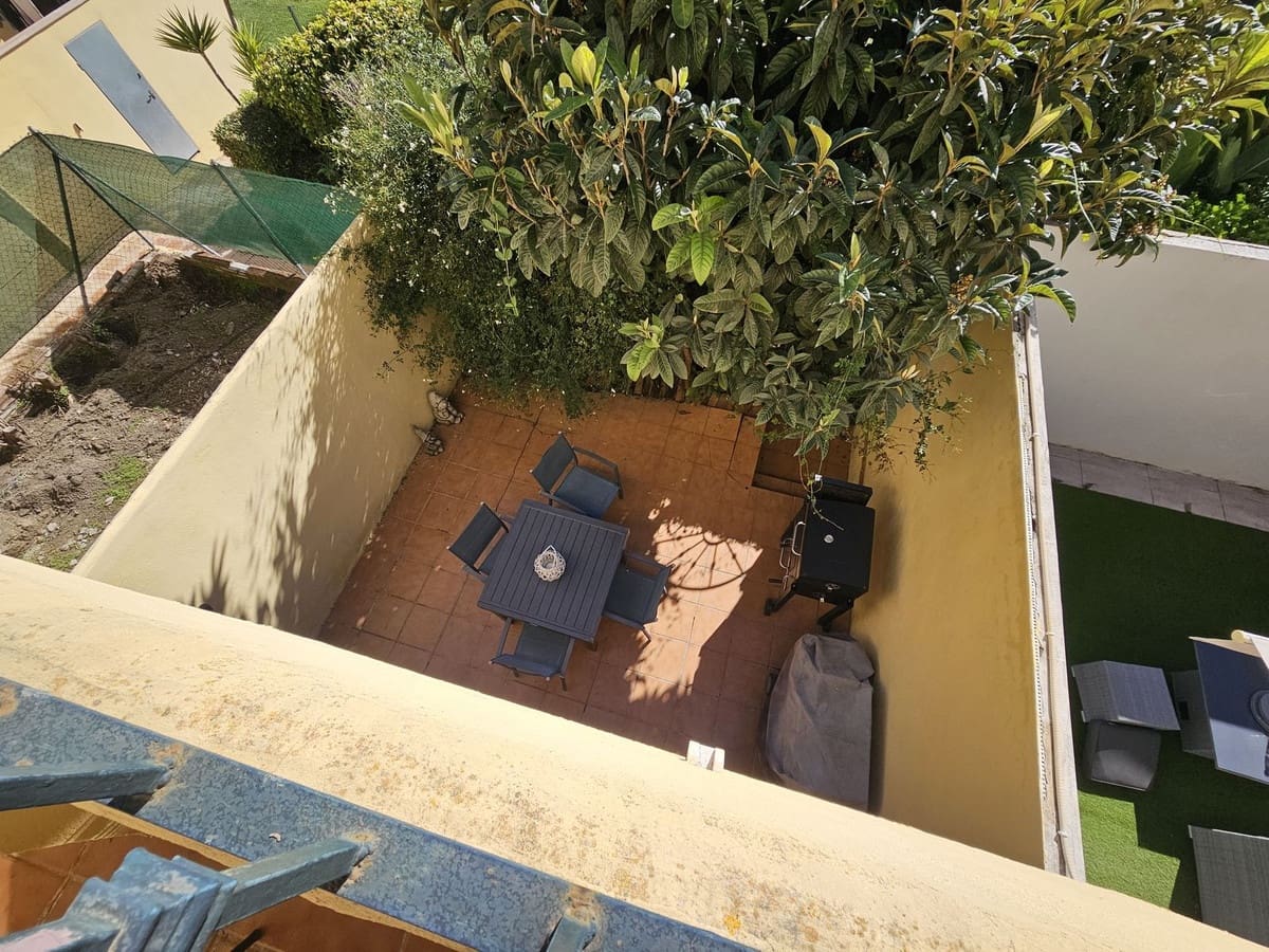 Casa de 3 habitaciones en Estepona en venta con piscina garaje - 348.000 € (Ref: 8620398)