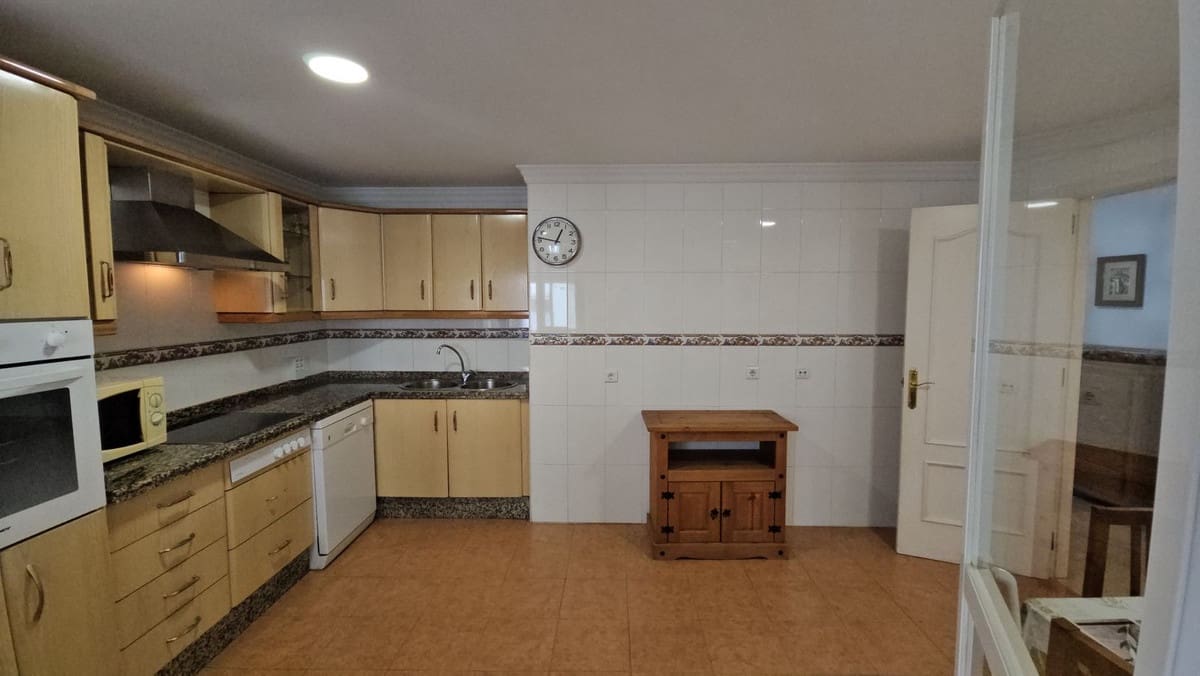 2 makuuhuone Huoneisto myytävänä paikassa Estepona - 330 000 € (Ref: 8635301)