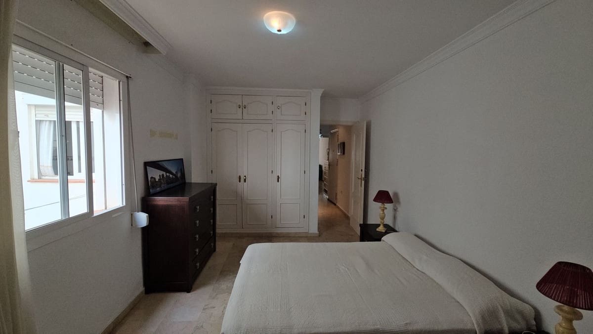 2 makuuhuone Huoneisto myytävänä paikassa Estepona - 330 000 € (Ref: 8635301)