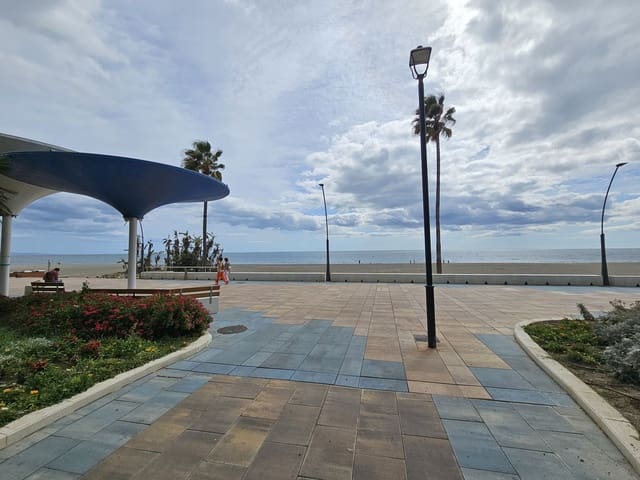 2 makuuhuone Huoneisto myytävänä paikassa Estepona - 330 000 € (Ref: 8635301)