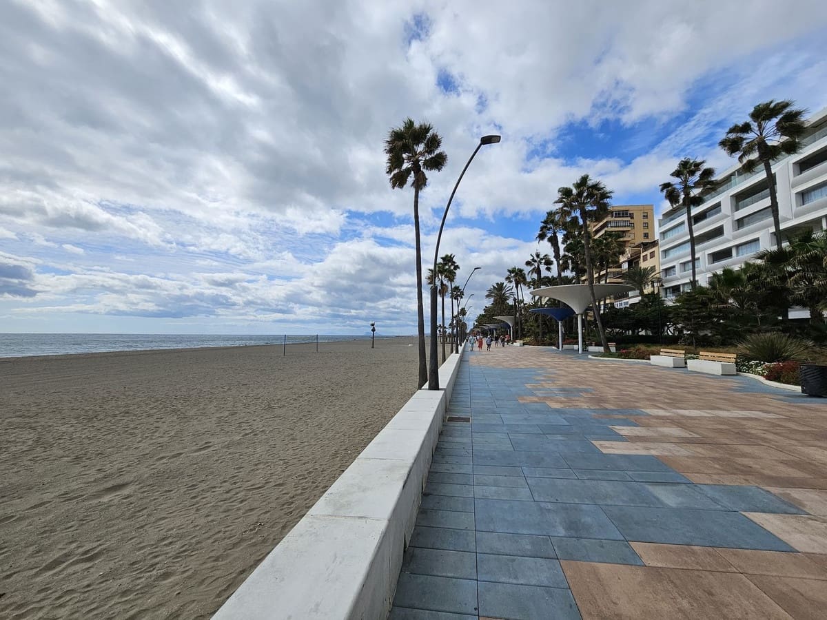 2 makuuhuone Huoneisto myytävänä paikassa Estepona - 330 000 € (Ref: 8635301)
