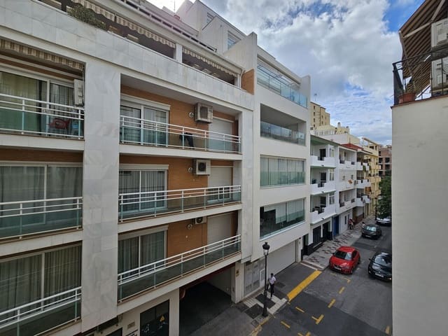 2 makuuhuone Huoneisto myytävänä paikassa Estepona - 330 000 € (Ref: 8635301)