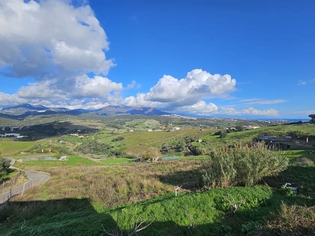 Virksomhed til leje i Manilva - € 1.450 (Ref: 8703313)