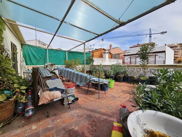 5 chambre Villa/Maison Semi-Mitoyenne à vendre à Estepona avec garage - 395 000 € (Ref: 8782368)