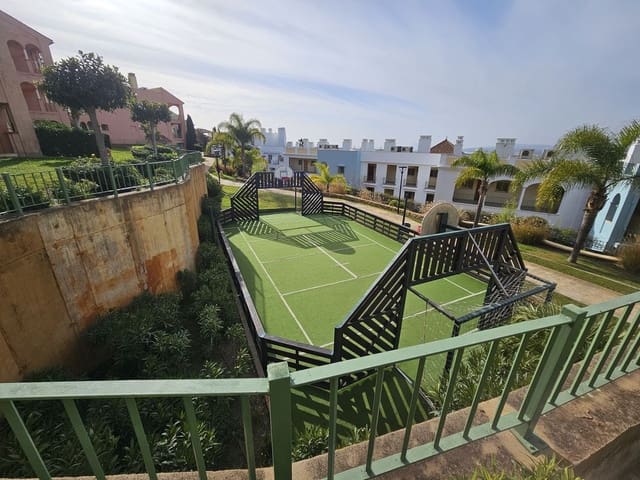 1 soveværelse Lejlighed til salg i Manilva med swimmingpool garage - € 125.000 (Ref: 8848211)