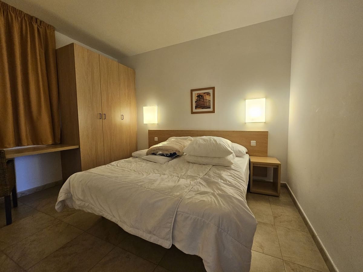 1 bedroom Apartment for sale in Manilva with pool garage - € 120,000 (Ref: 8848211)