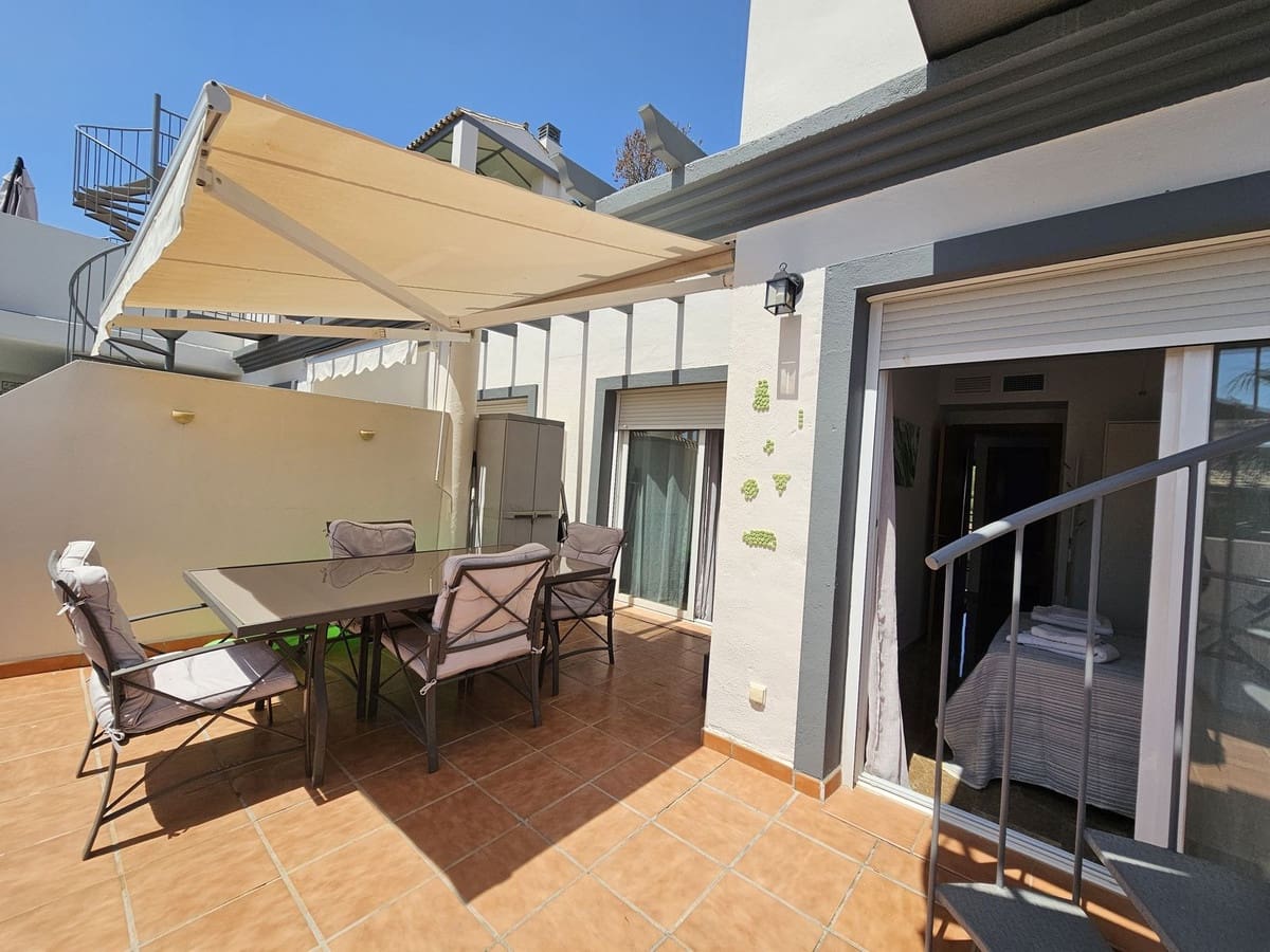 2 slaapkamer Penthouse te koop in Buenas Noches met zwembad garage - € 318.000 (Ref: 8895464)