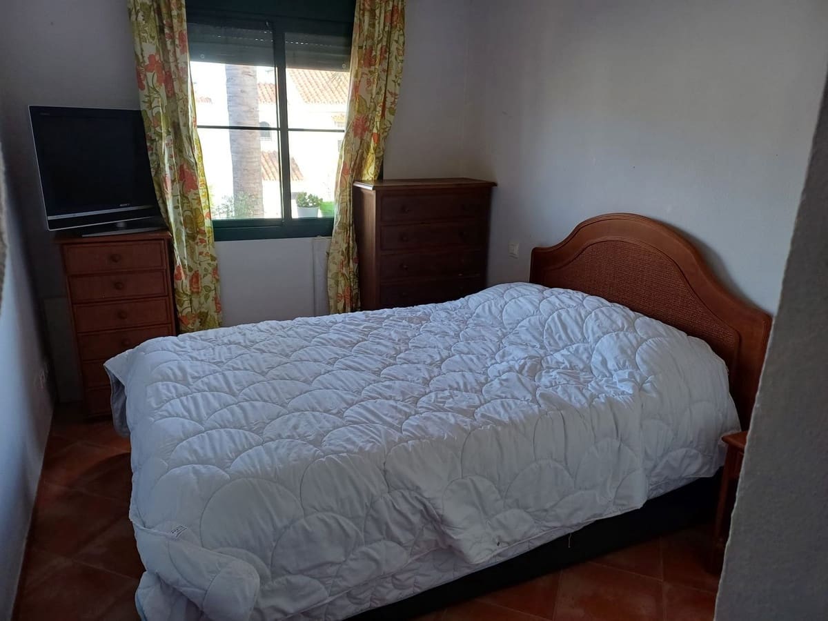 2 bedroom Apartment for sale in Casares with pool - € 185,000 (Ref: 9000337)
