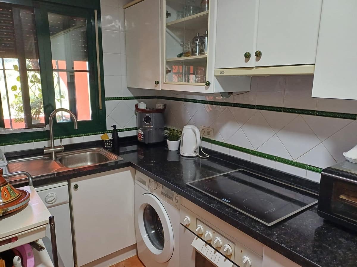 Apartamento de 2 habitaciones en Casares en venta con piscina - 190.000 € (Ref: 9000337)