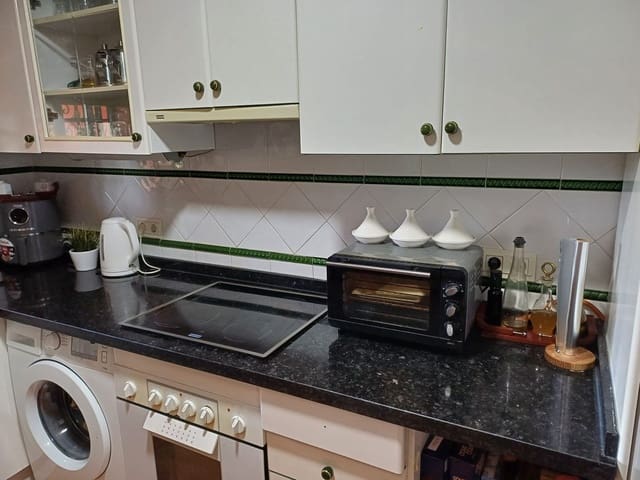 2 Zimmer Apartment zu verkaufen in Casares mit Pool - 190.000 € (Ref: 9000337)