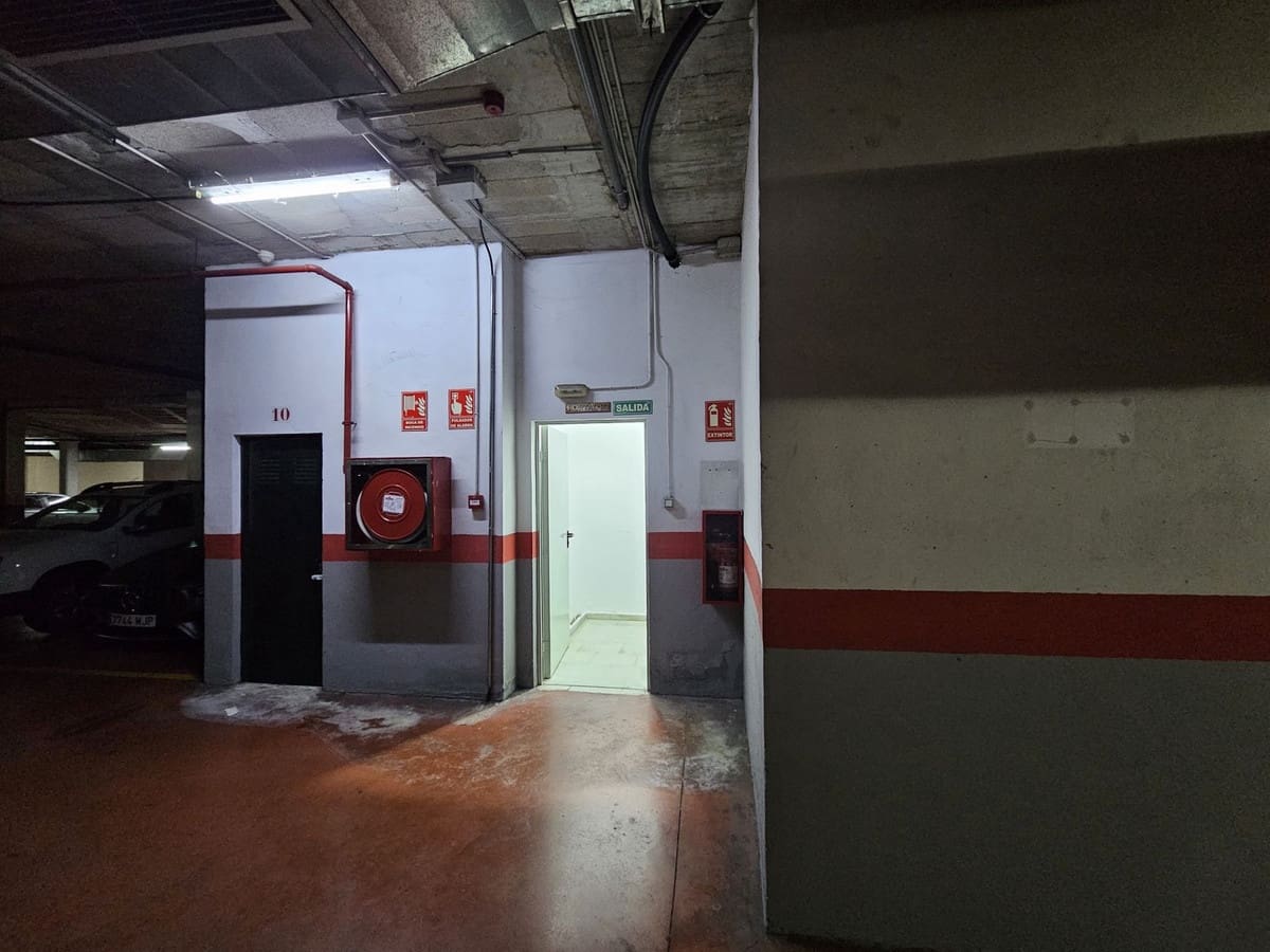 1 bedroom Apartment for sale in San Luis de Sabinillas with pool garage - € 179,000 (Ref: 9107965)